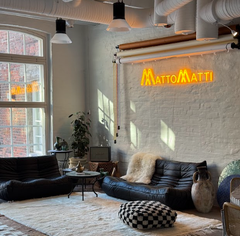 Showroom Selection