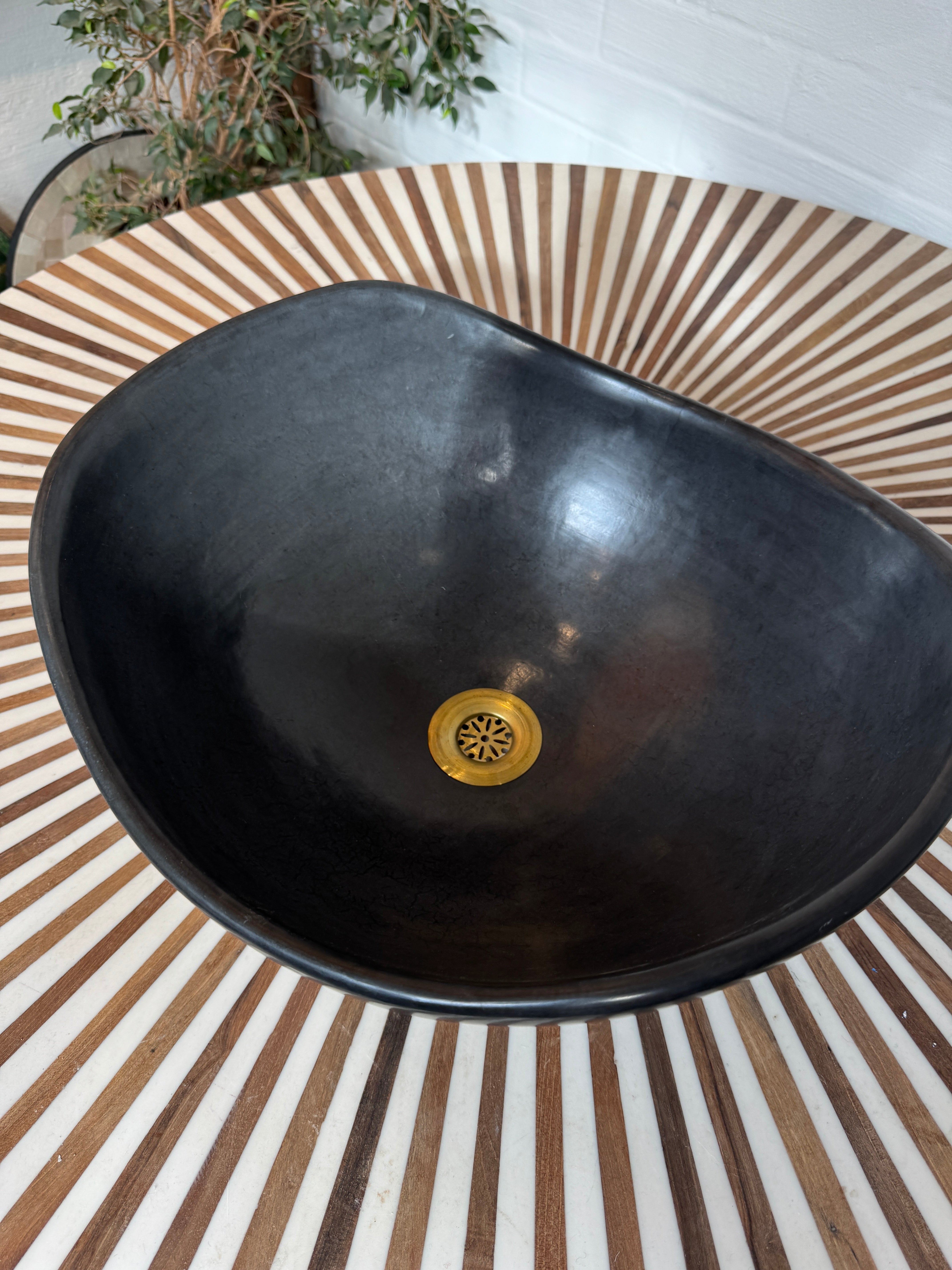 Moroccan Washbasin sink graphite grey Tadelakt
