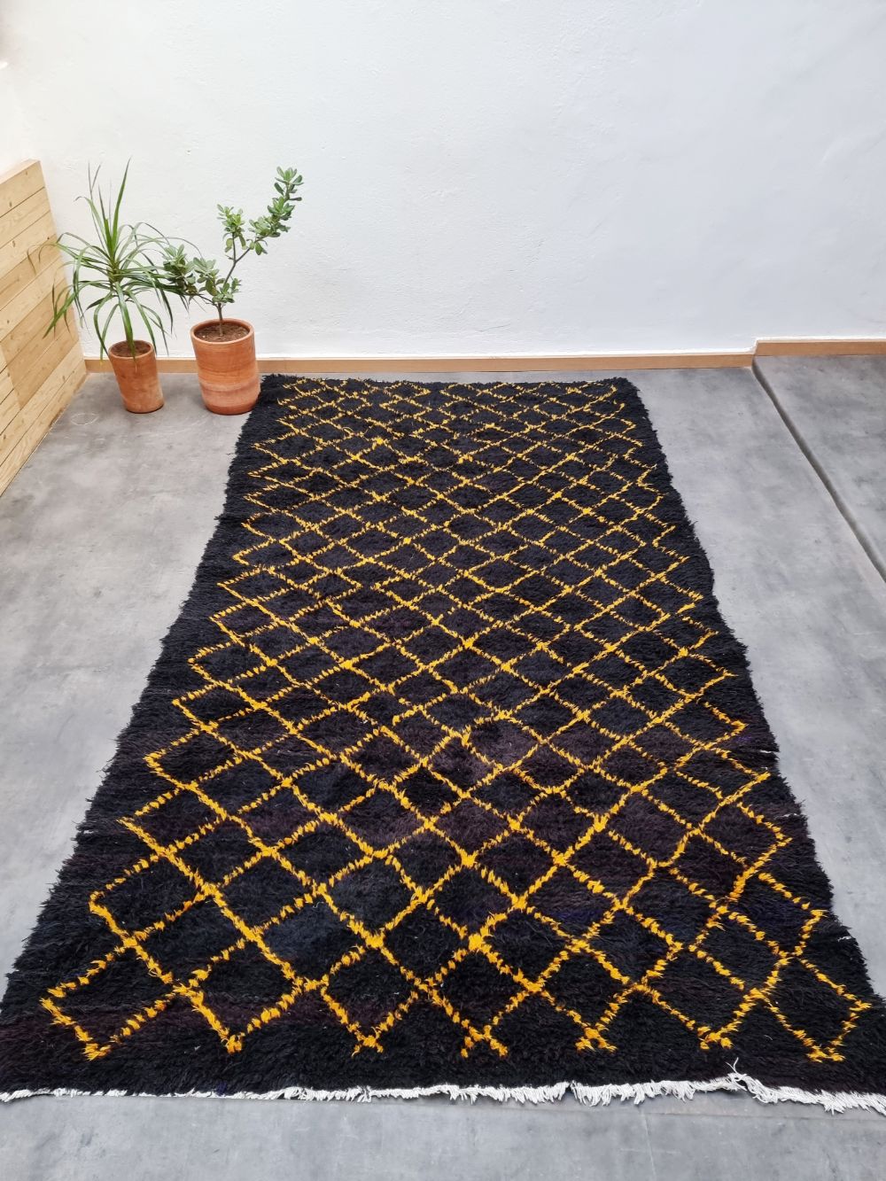 Moroccan Vintage Boucherouite Rug 320x170cm