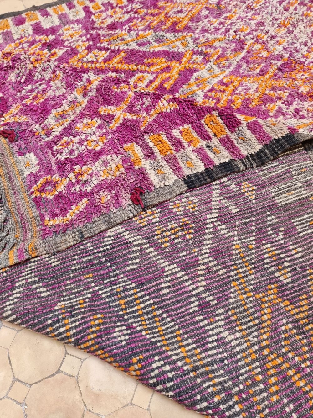 Marokkolainen vintage Zayane matto 270x175cm