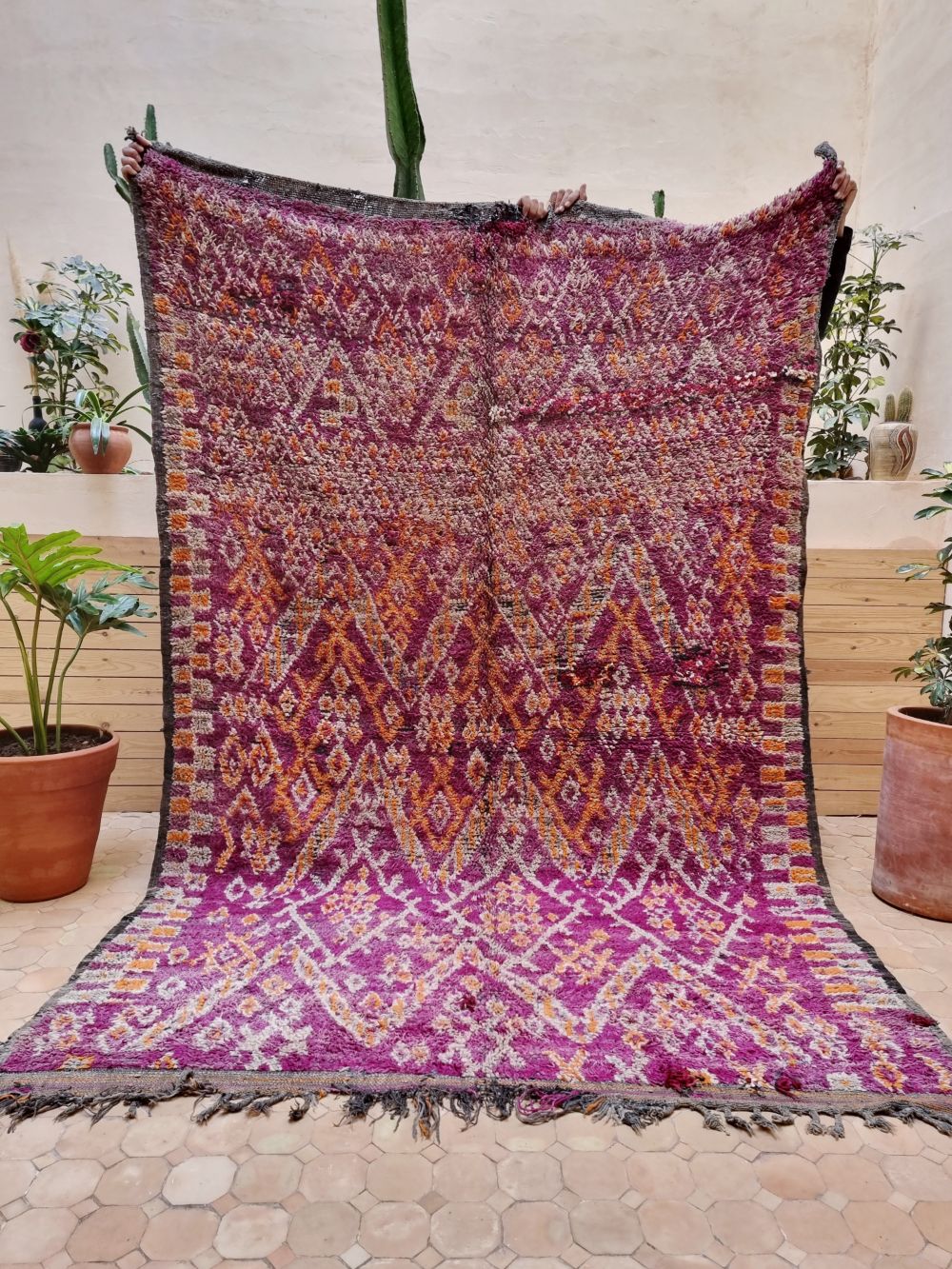 Moroccan Vintage Zayane Rug 270x175cm