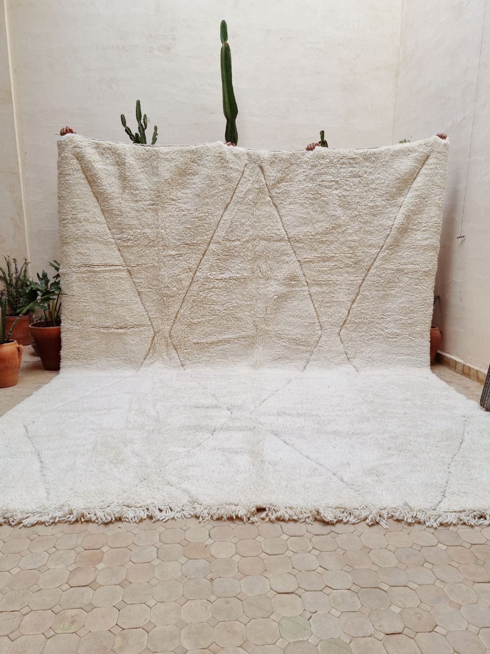 Marokkolainen valkoinen matto 400x300cm