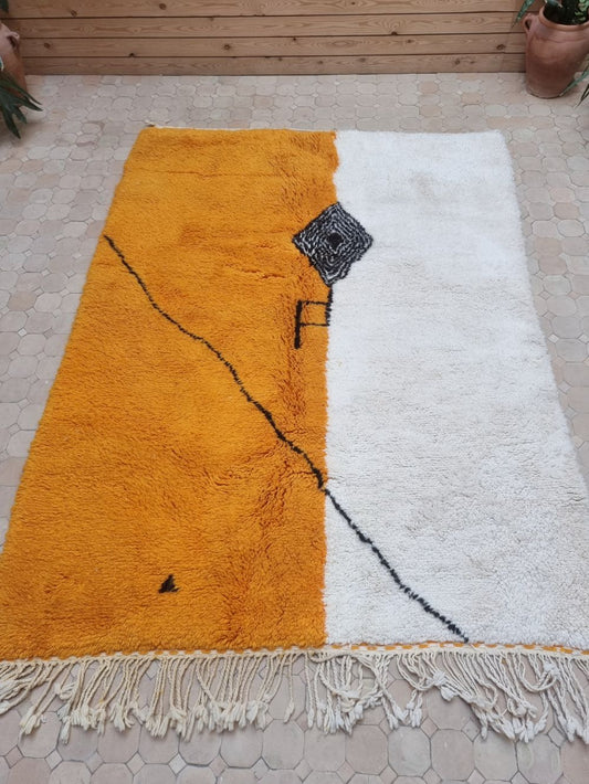 Moroccan Hanzo Rug 220x160cm