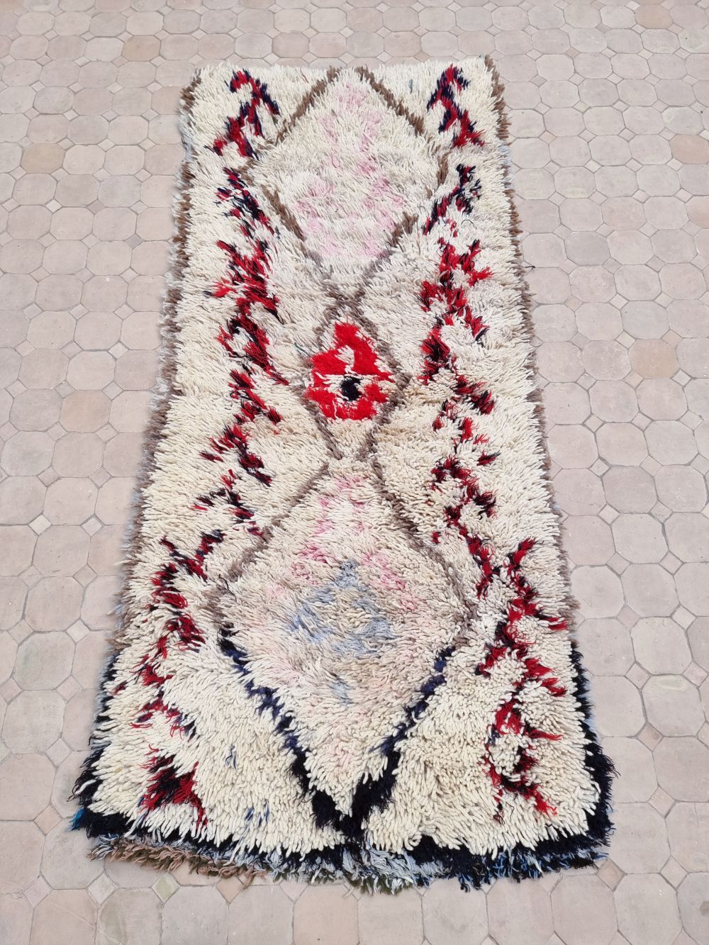 Marokkolainen vintage Azilal-matto 180x75cm