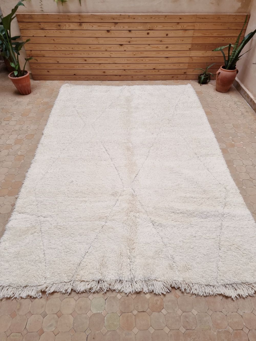 Marokkolainen valkoinen matto 300x205cm