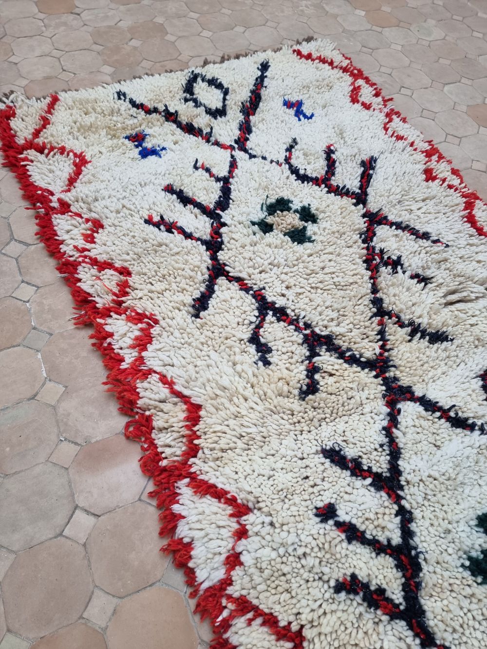 Marokkolainen vintage Azilal-matto 165x80cm