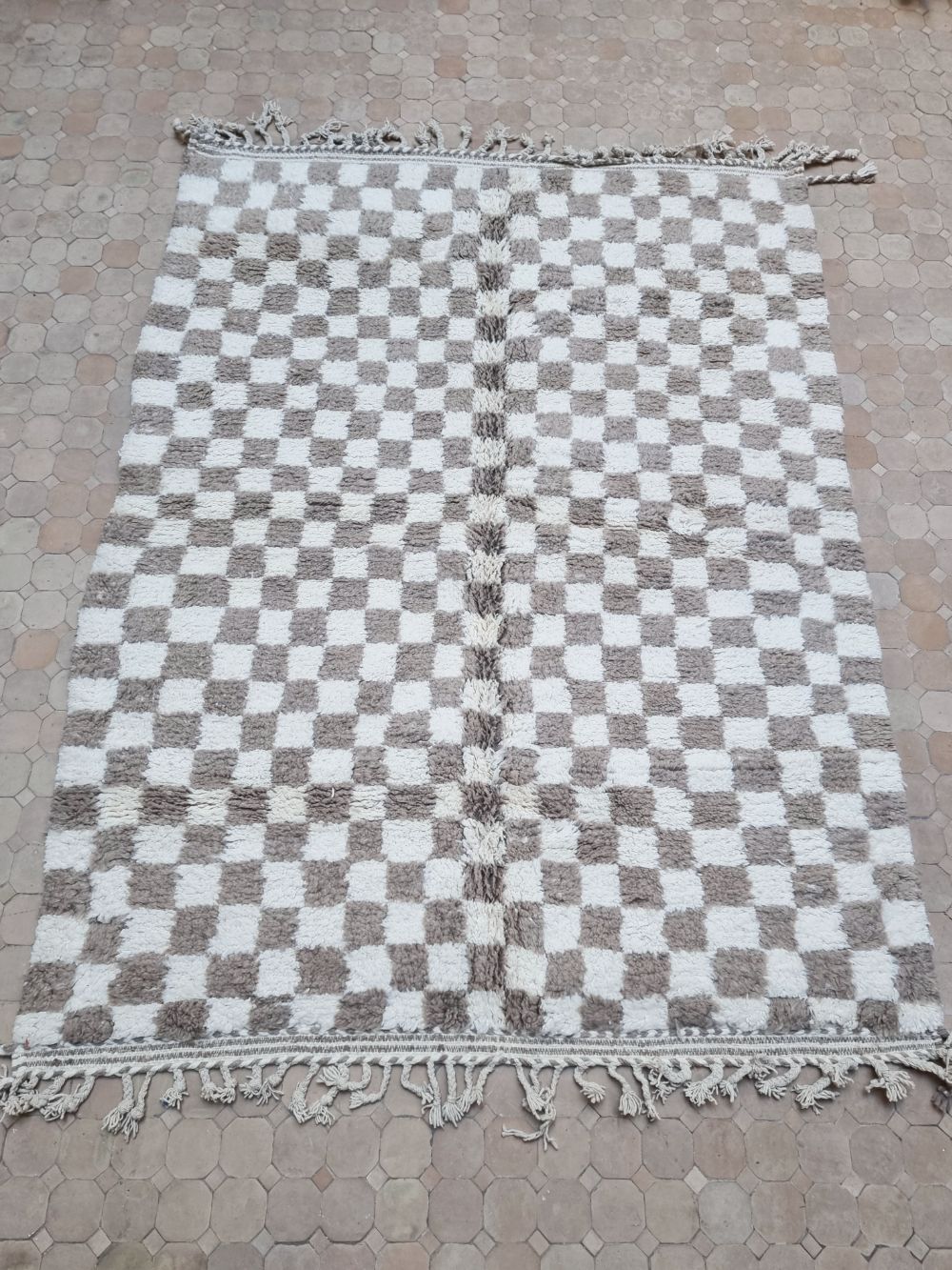 Marokkolainen ruudullinen matto 290x190cm