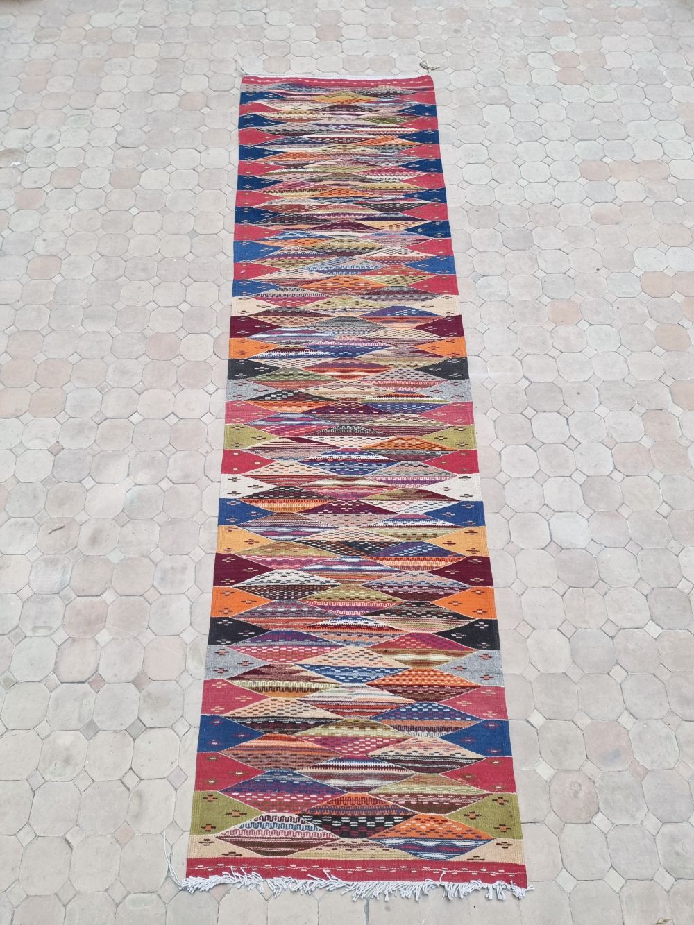 Marokkolainen Taznakh käytävämatto 250x70cm