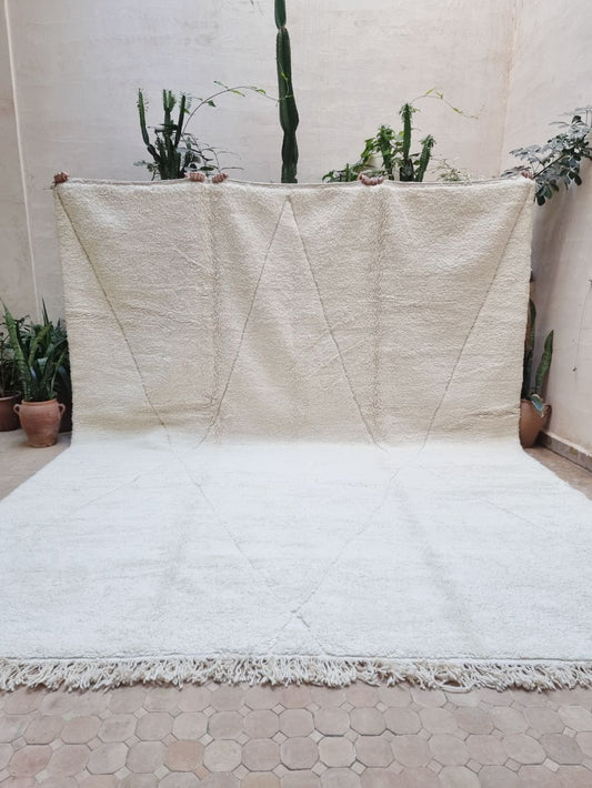 Moroccan All White Rug 400x300cm