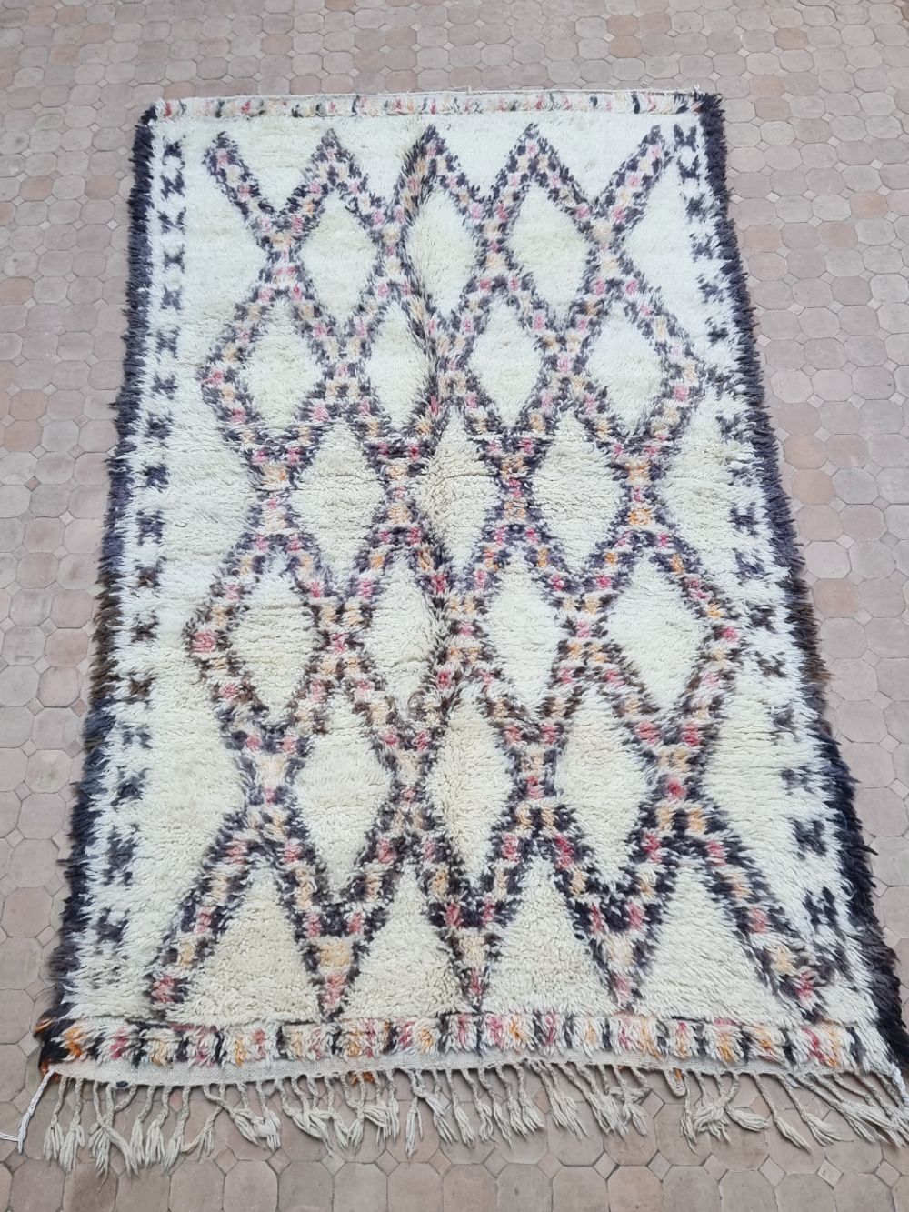 Marokkolainen vintage Beni Ouarain matto 265x165cm