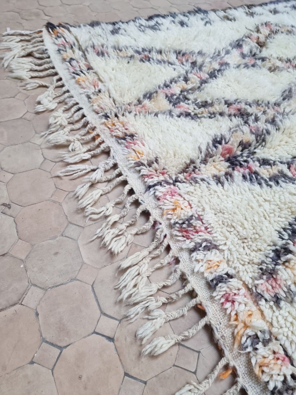 Marokkolainen vintage Beni Ouarain matto 265x165cm