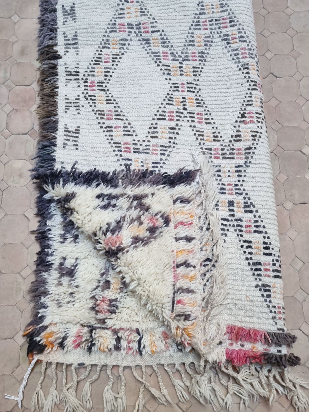 Marokkolainen vintage Beni Ouarain matto 265x165cm