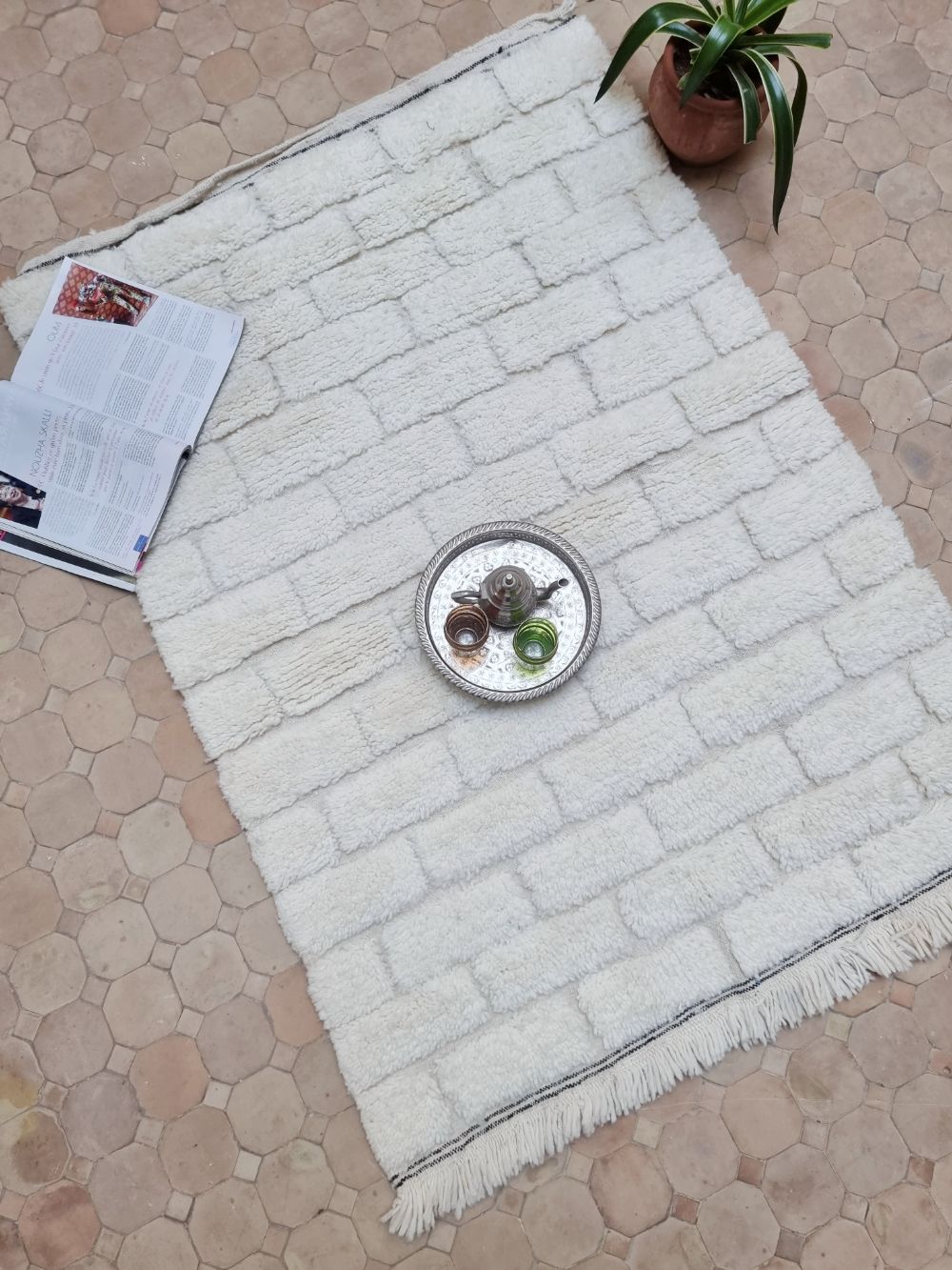 Marokkolainen valkoinen matto 150x105cm