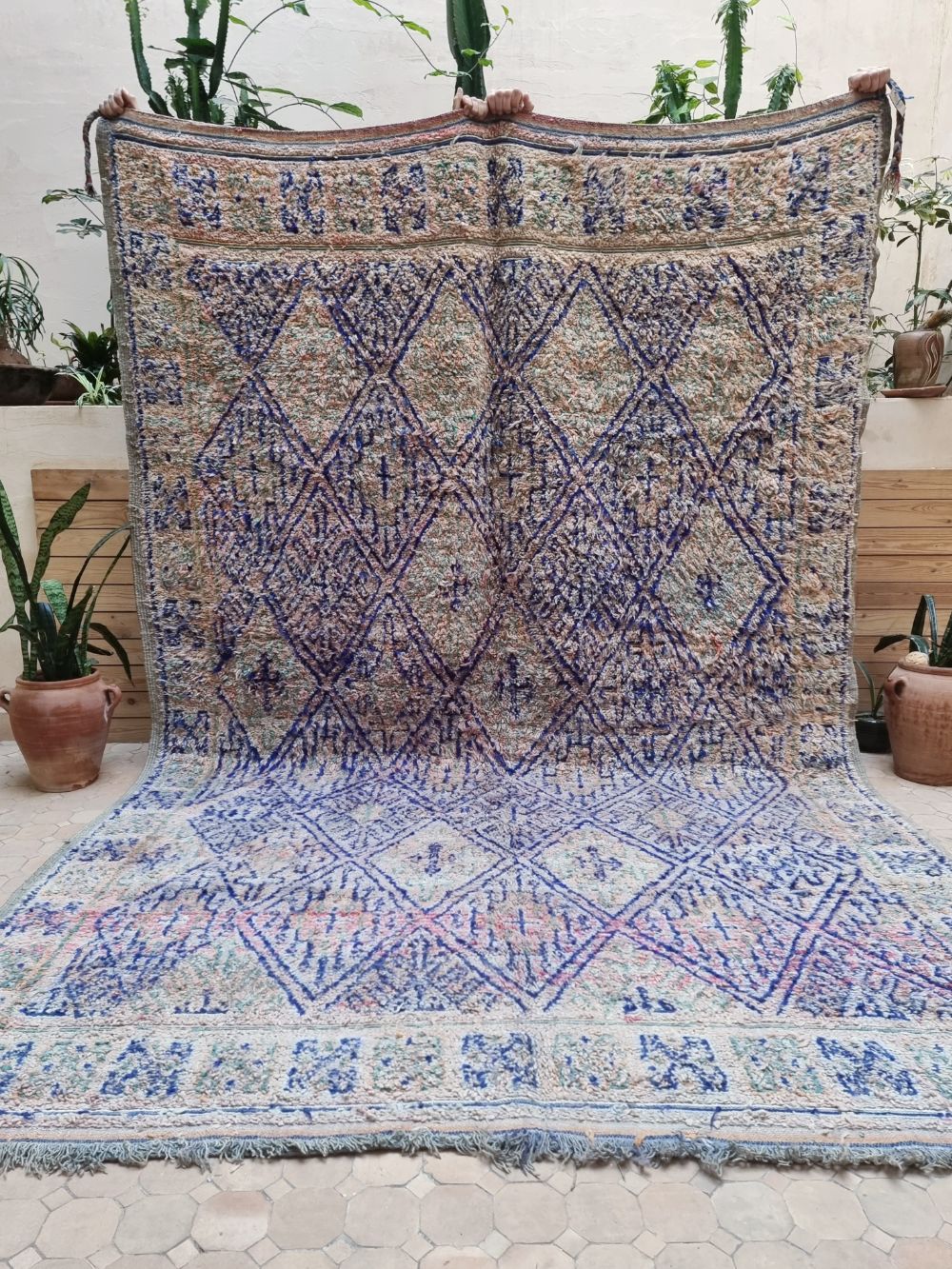 Moroccan Vintage Zayane Rug 330x215cm