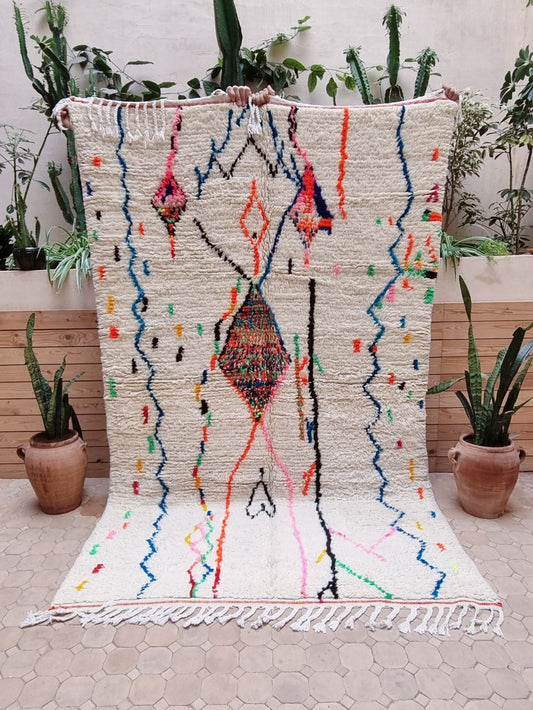 Marokkolainen Azilal-matto 240x150cm
