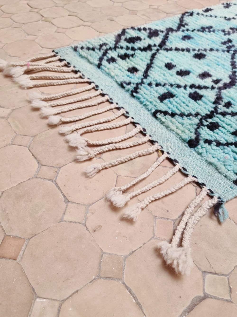 Moroccan Boujaad Rug 105x60cm