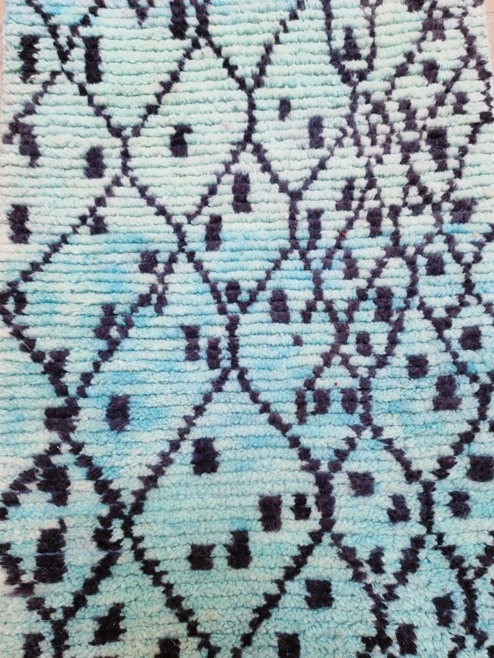 Moroccan Boujaad Rug 105x60cm