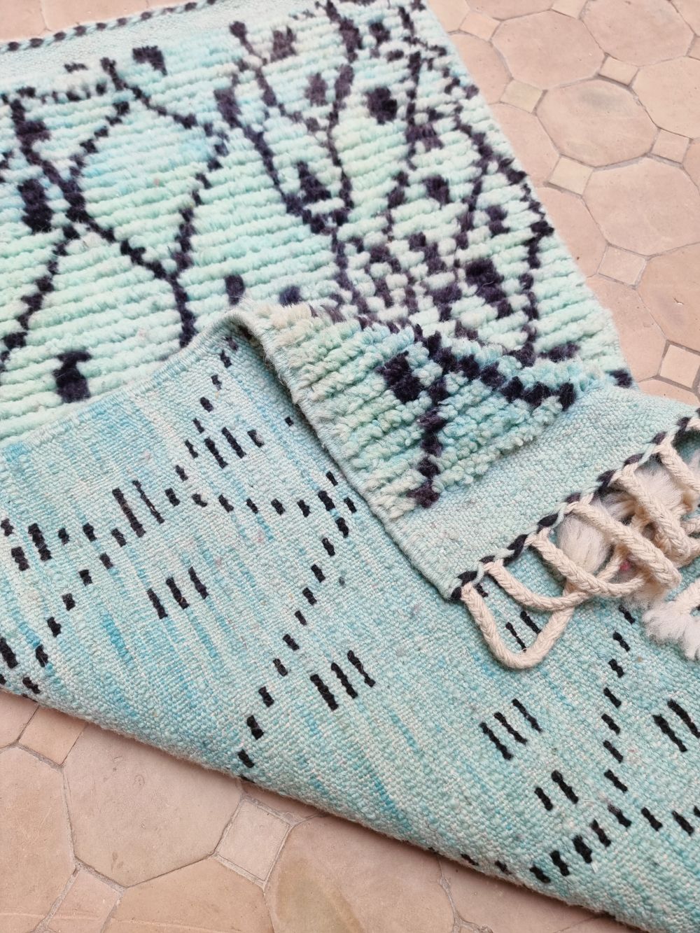 Moroccan Boujaad Rug 105x60cm