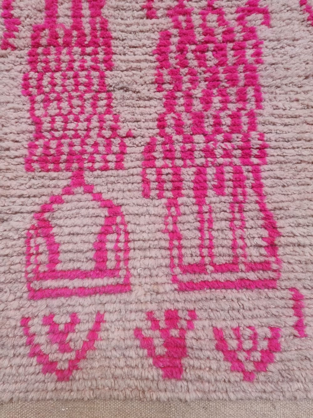 Moroccan Boujaad Rug 110x60cm