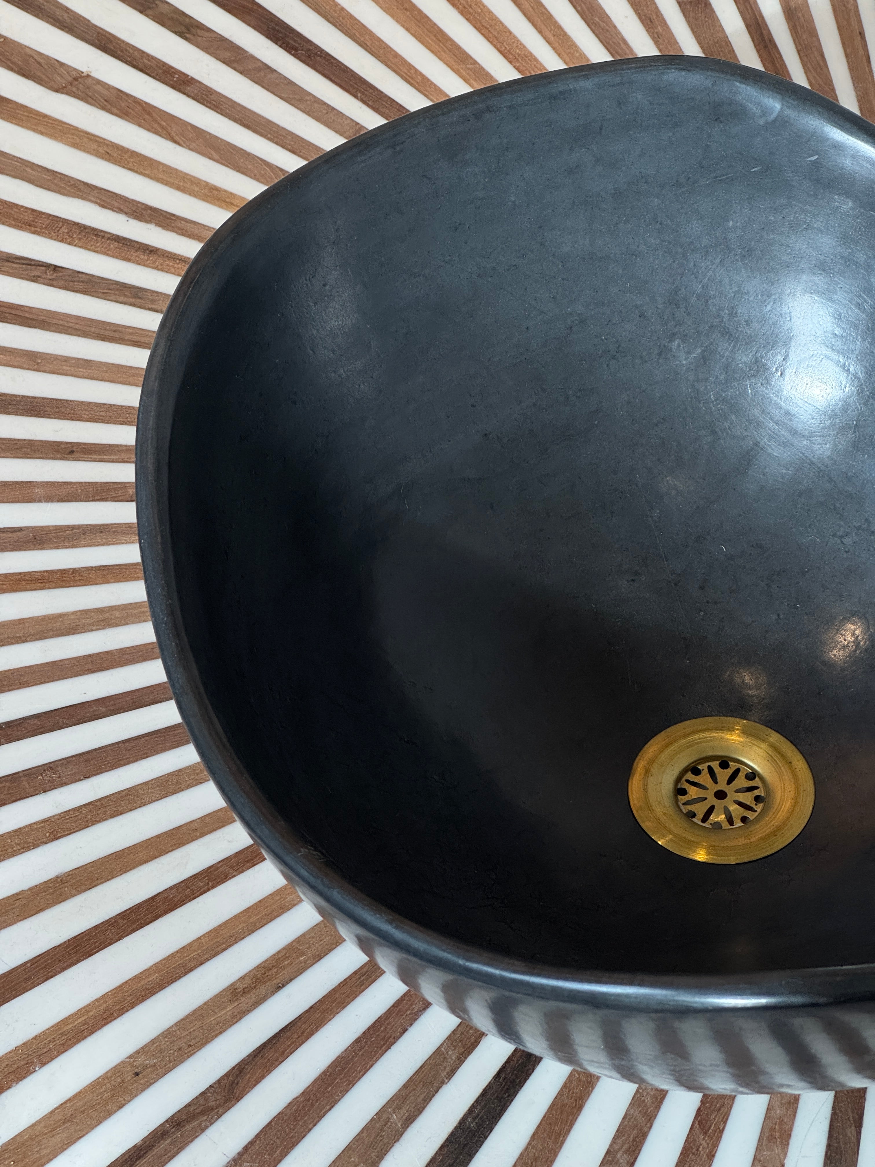 Moroccan Washbasin sink graphite grey Tadelakt