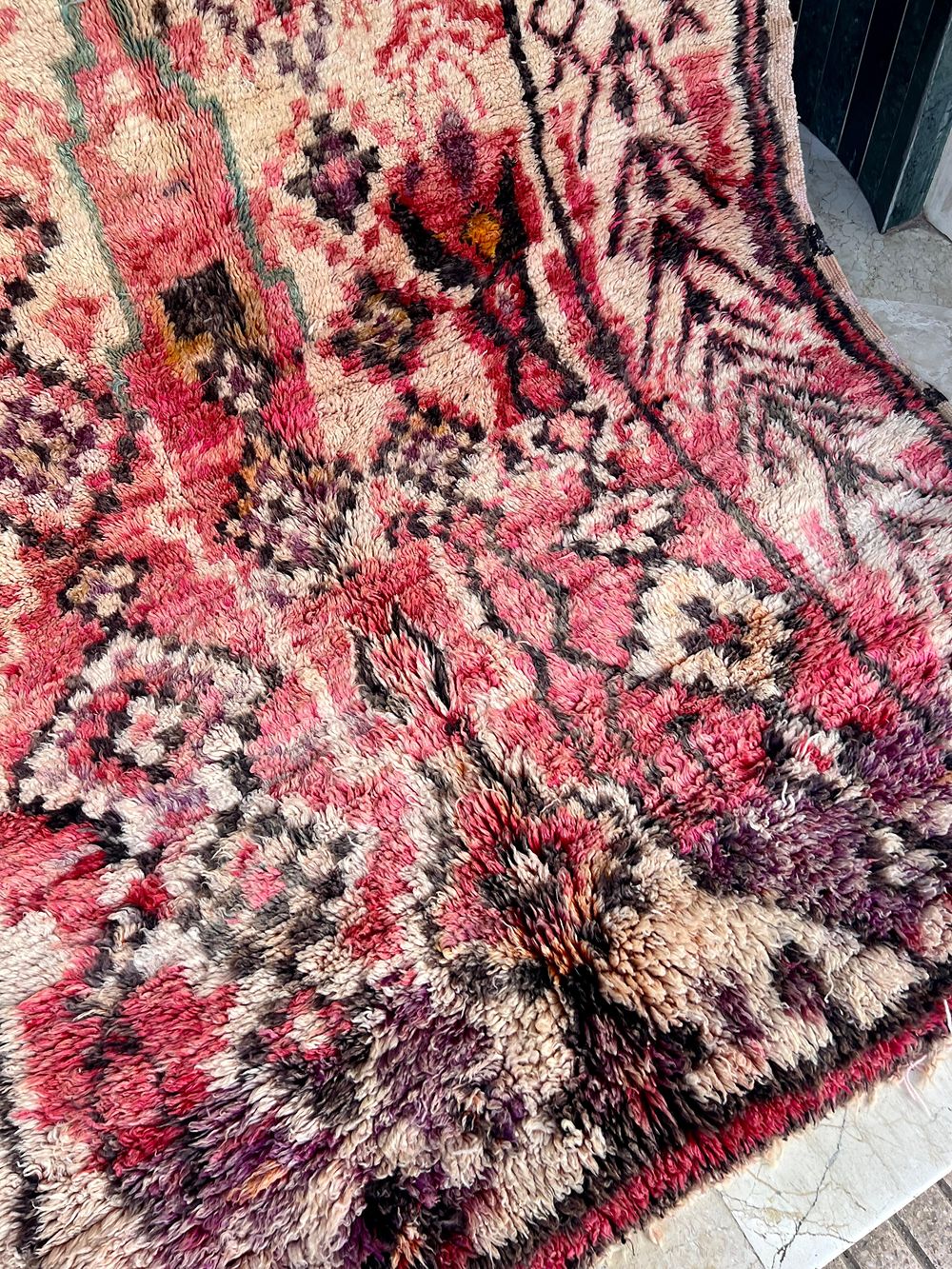Moroccan Vintage Beni M'Guild Rug 295x190cm