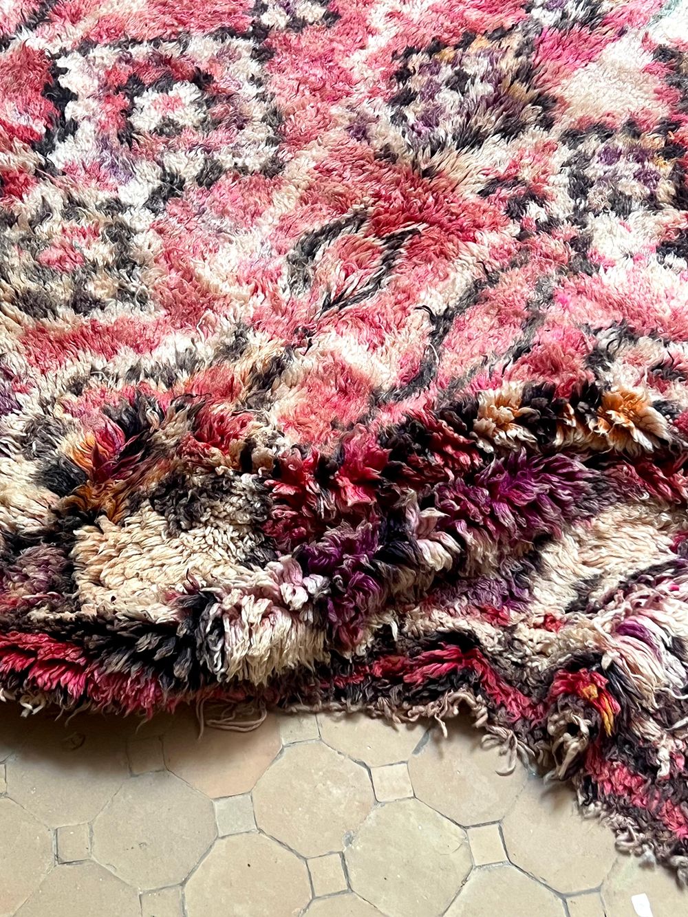 Moroccan Vintage Beni M'Guild Rug 295x190cm