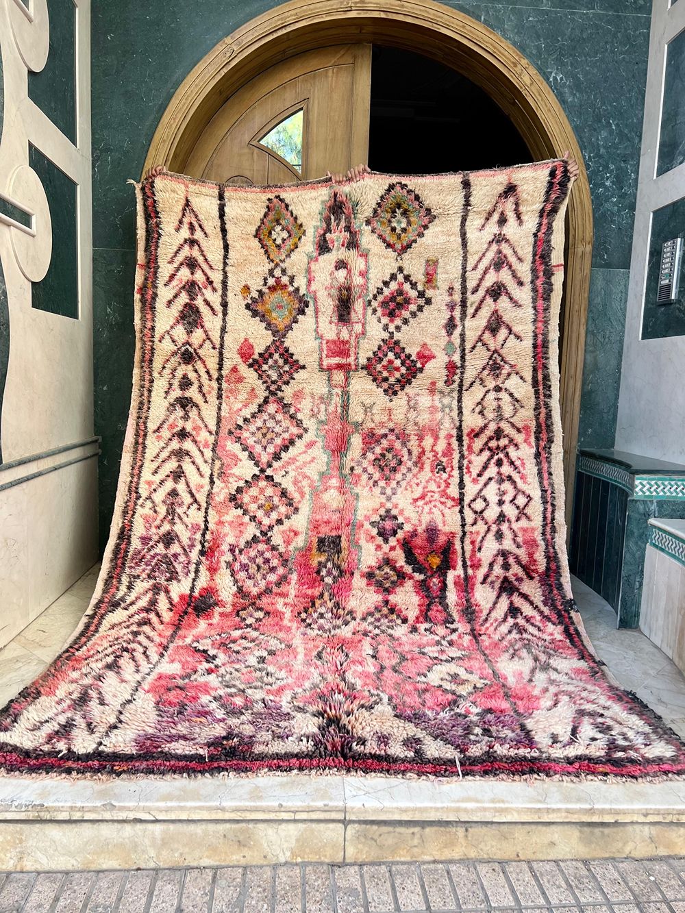 Moroccan Vintage Beni M'Guild Rug 295x190cm