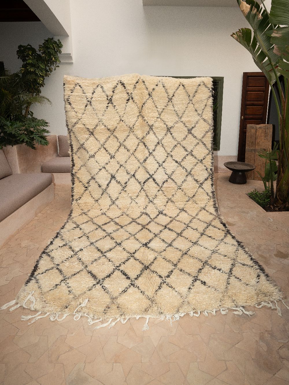 Marokkolainen vintage Beni Ouarain matto 325x200cm