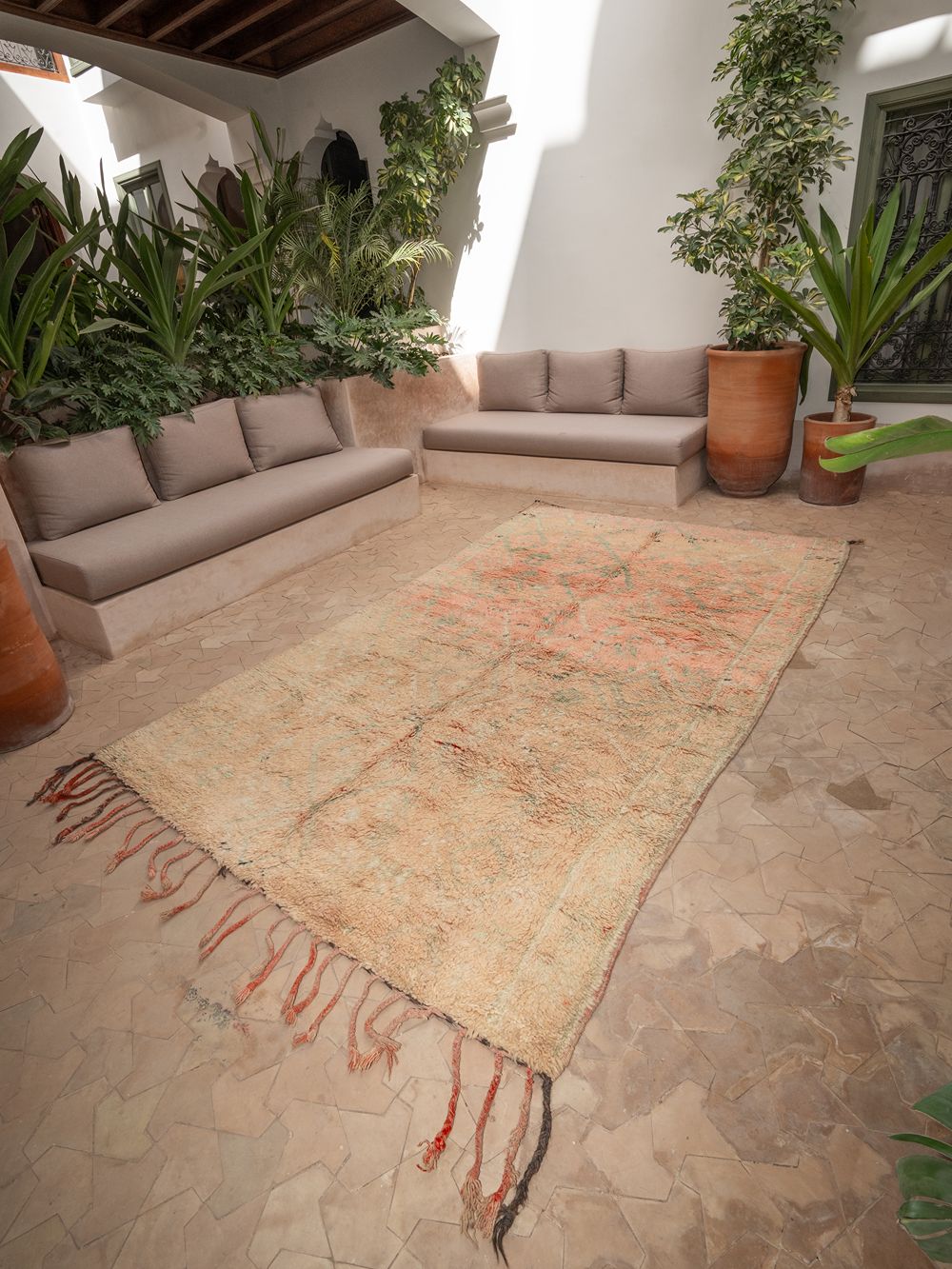 Moroccan Vintage Zayane Rug 295x180cm