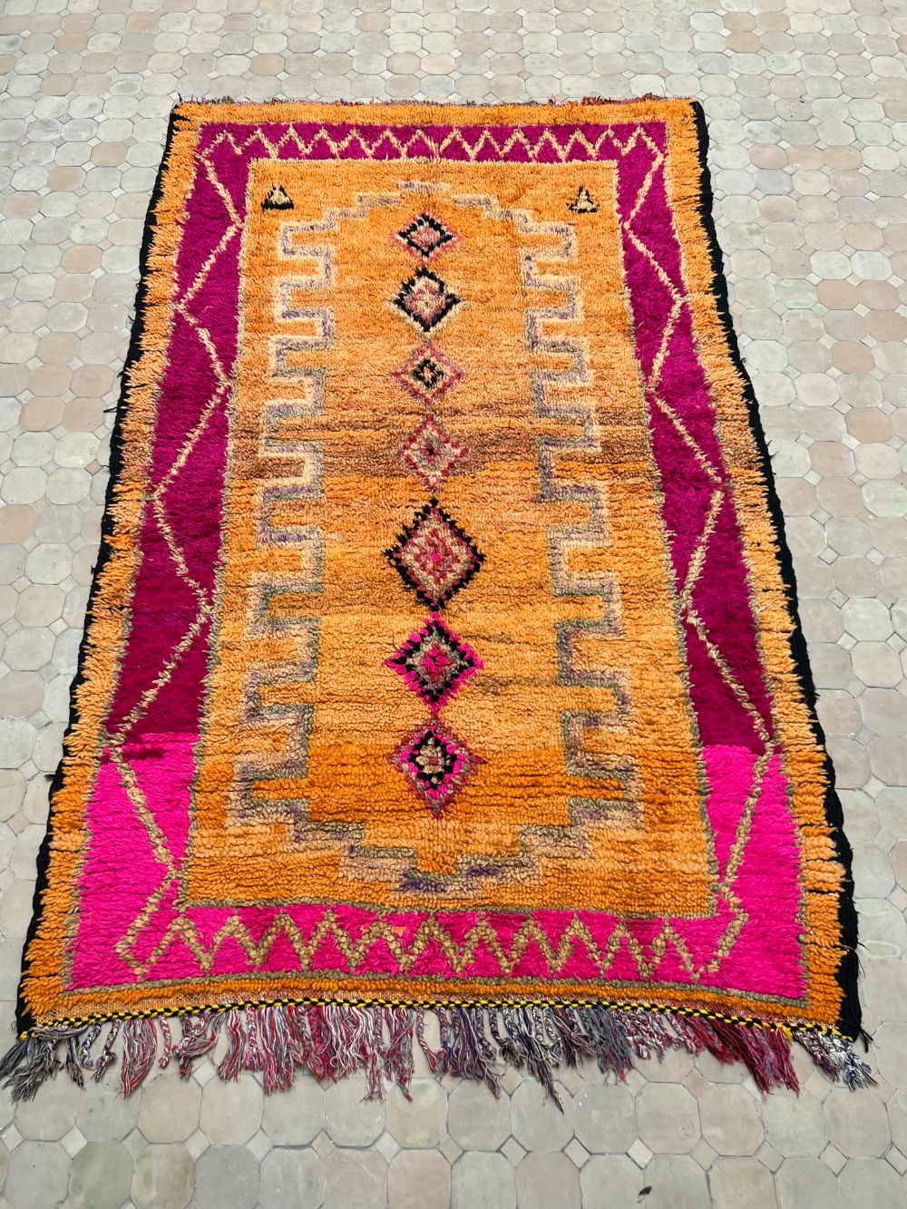 Marokkolainen vintage Boujaad matto 230x140cm