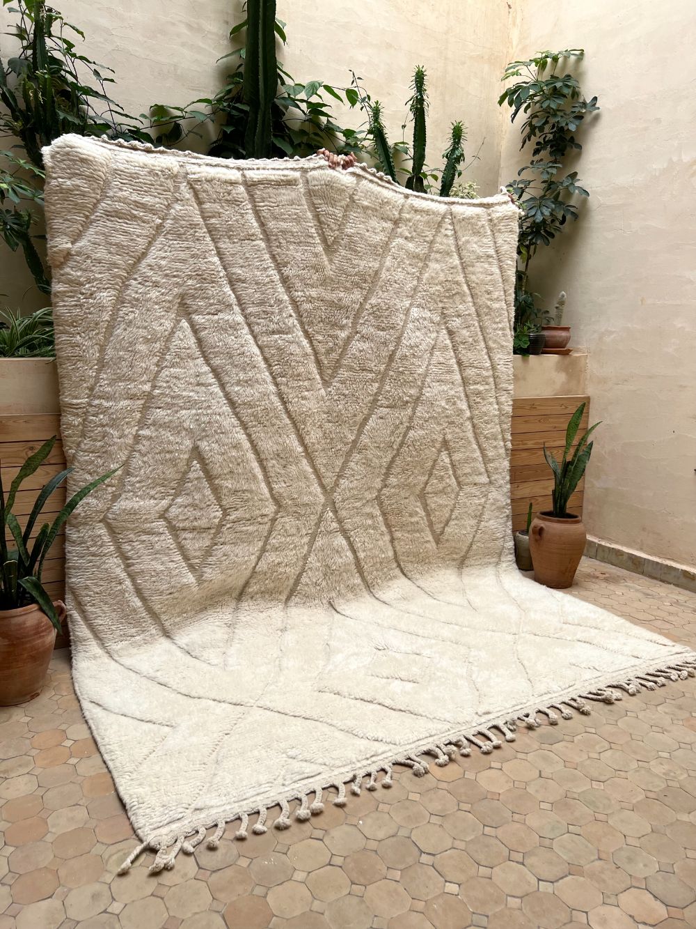 Moroccan All White Rug 280x215cm