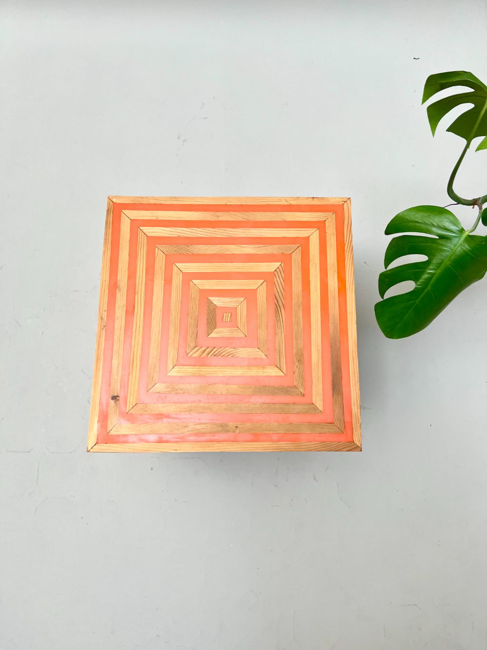 Zarafa Hourglass Side Table