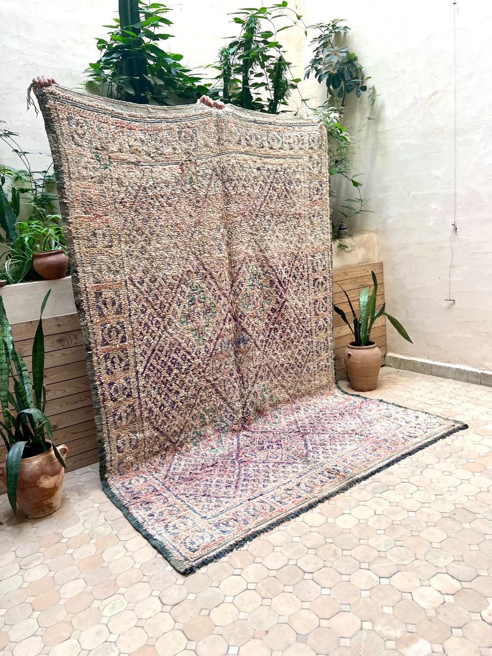 Moroccan Vintage Zayane Rug 280x185cm