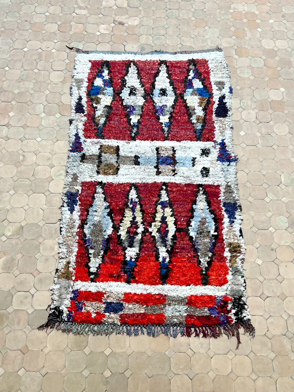 Marokkolainen vintage Boucherouite matto 200x100cm
