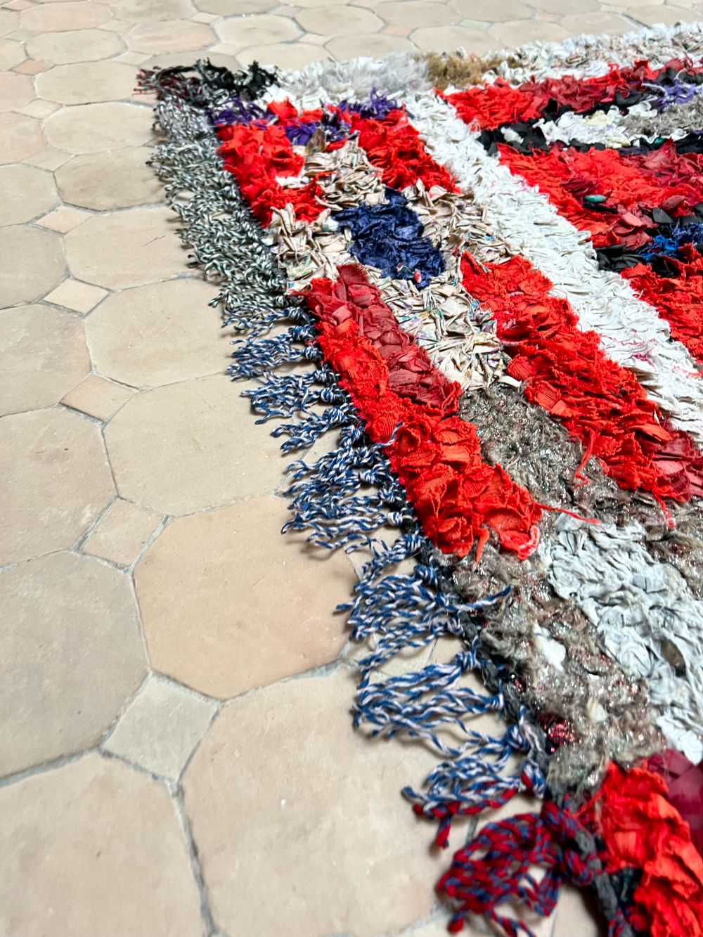 Marokkolainen vintage Boucherouite matto 200x100cm