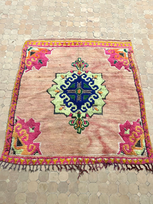 Marokkolainen vintage Boujaad matto 165x160cm