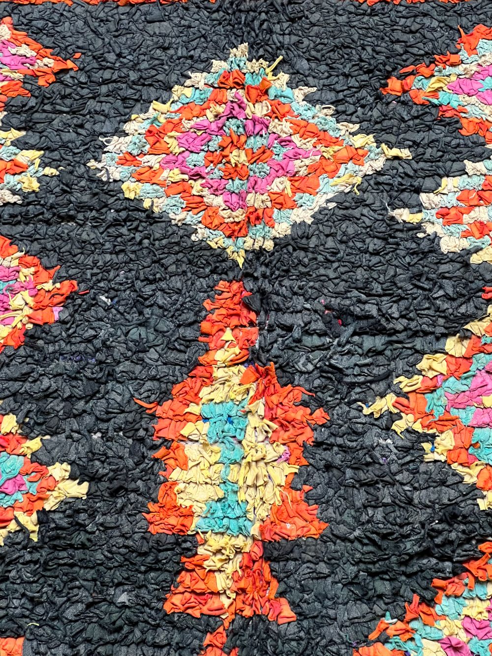 Marokkolainen vintage Boucherouite matto 185x150cm