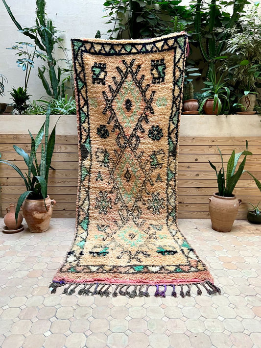 Moroccan Vintage Boujaad Rug 275x100cm