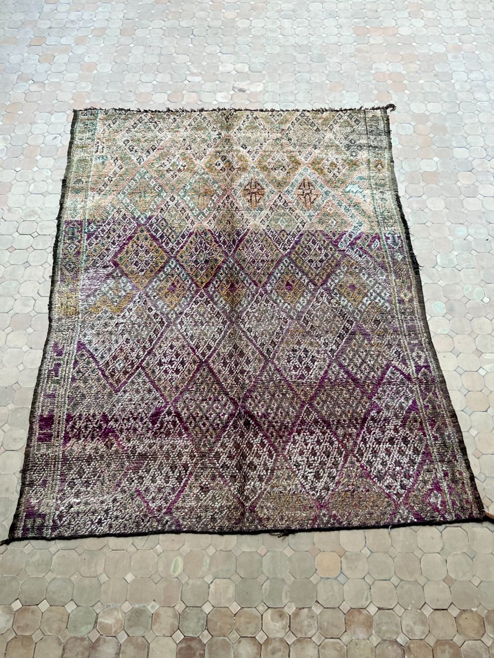Marokkolainen vintage Zayane matto 245x180cm