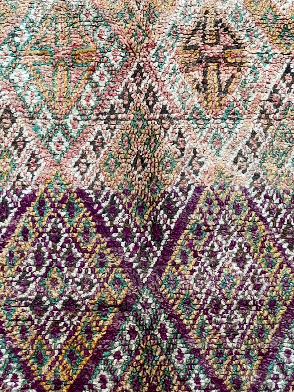Marokkolainen vintage Zayane matto 245x180cm