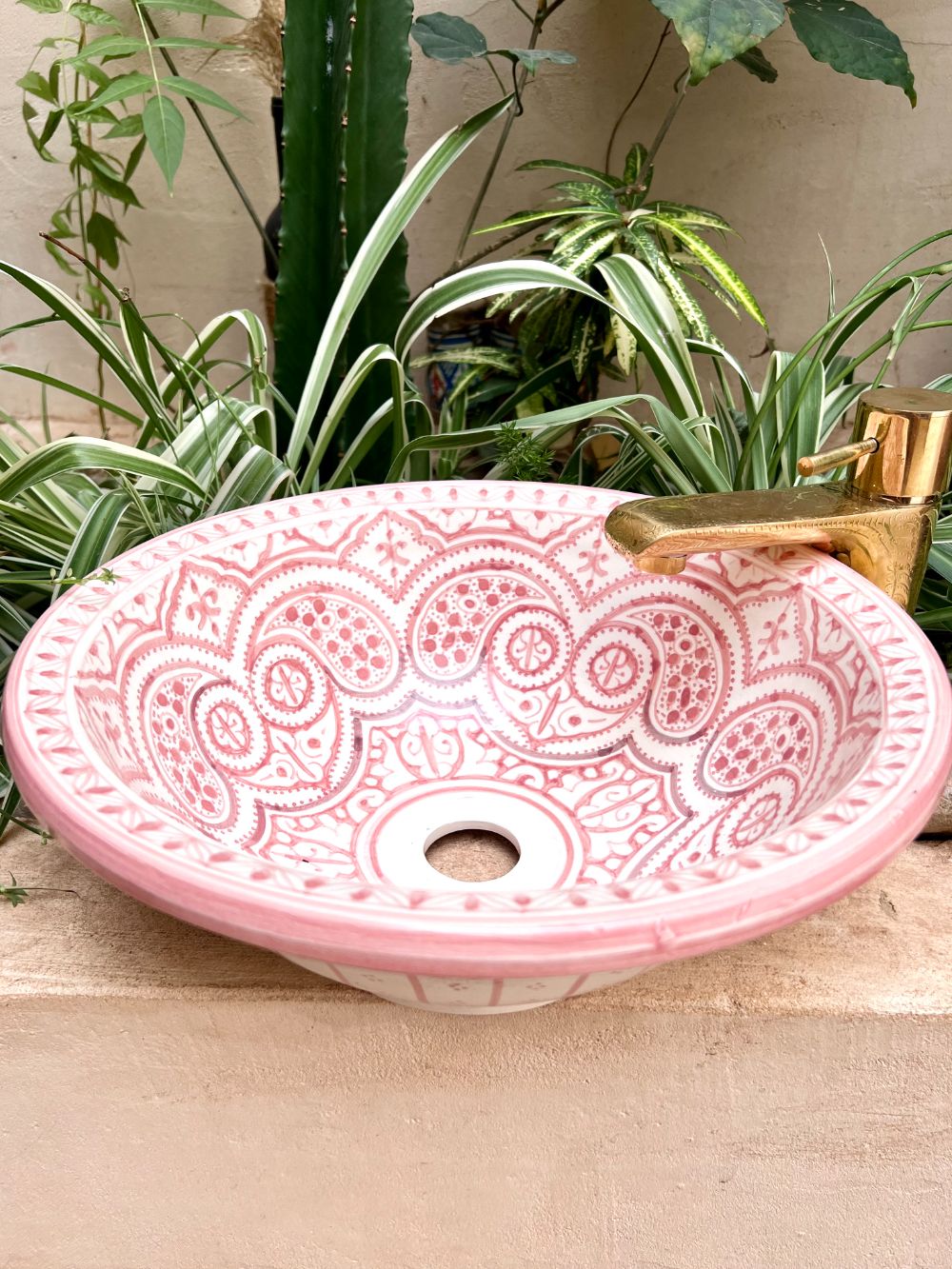 Order by Size: Moroccan Washbasin sink