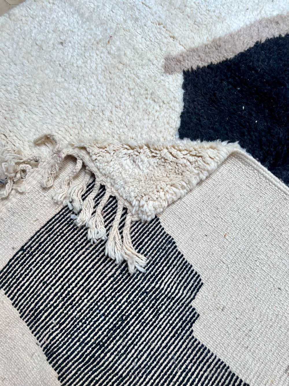 Moroccan Cat Rug 285x200cm