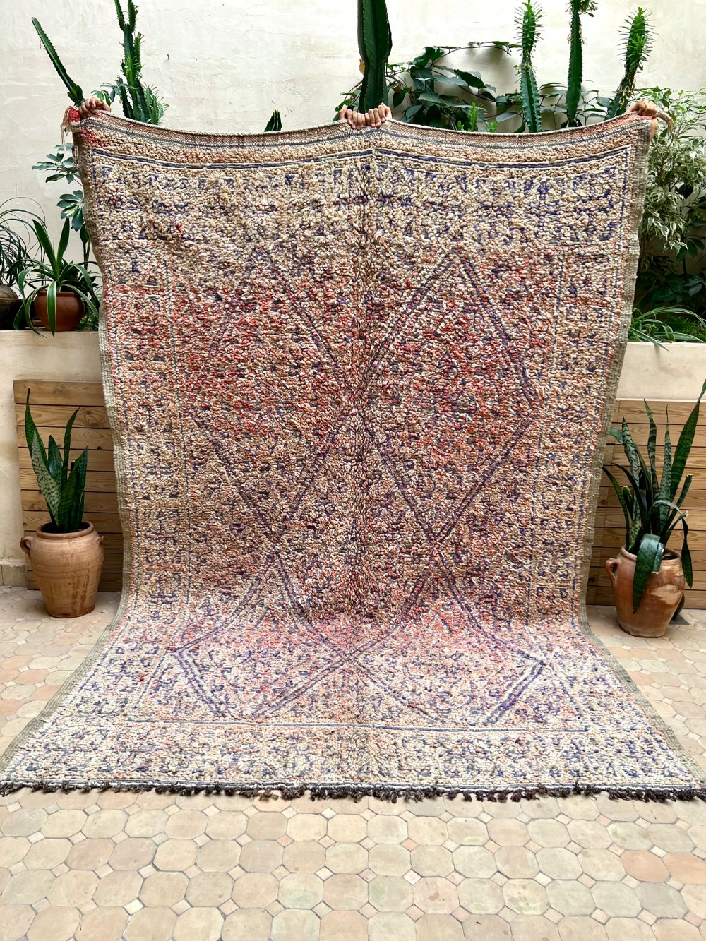 Moroccan Vintage Zayane Rug 280x190cm