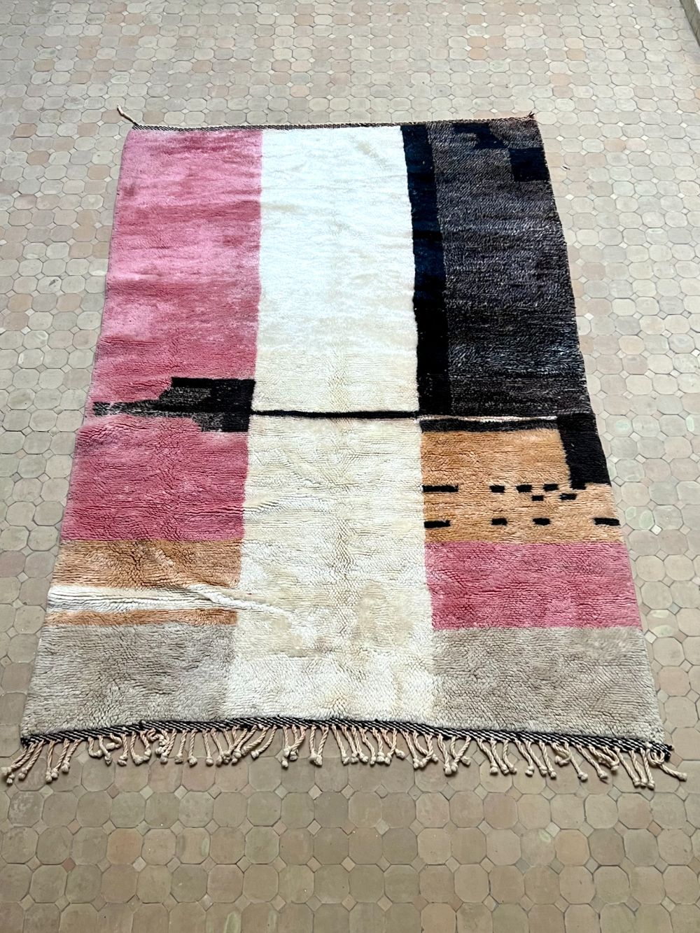 Moroccan Mrirt Rug 280x190cm