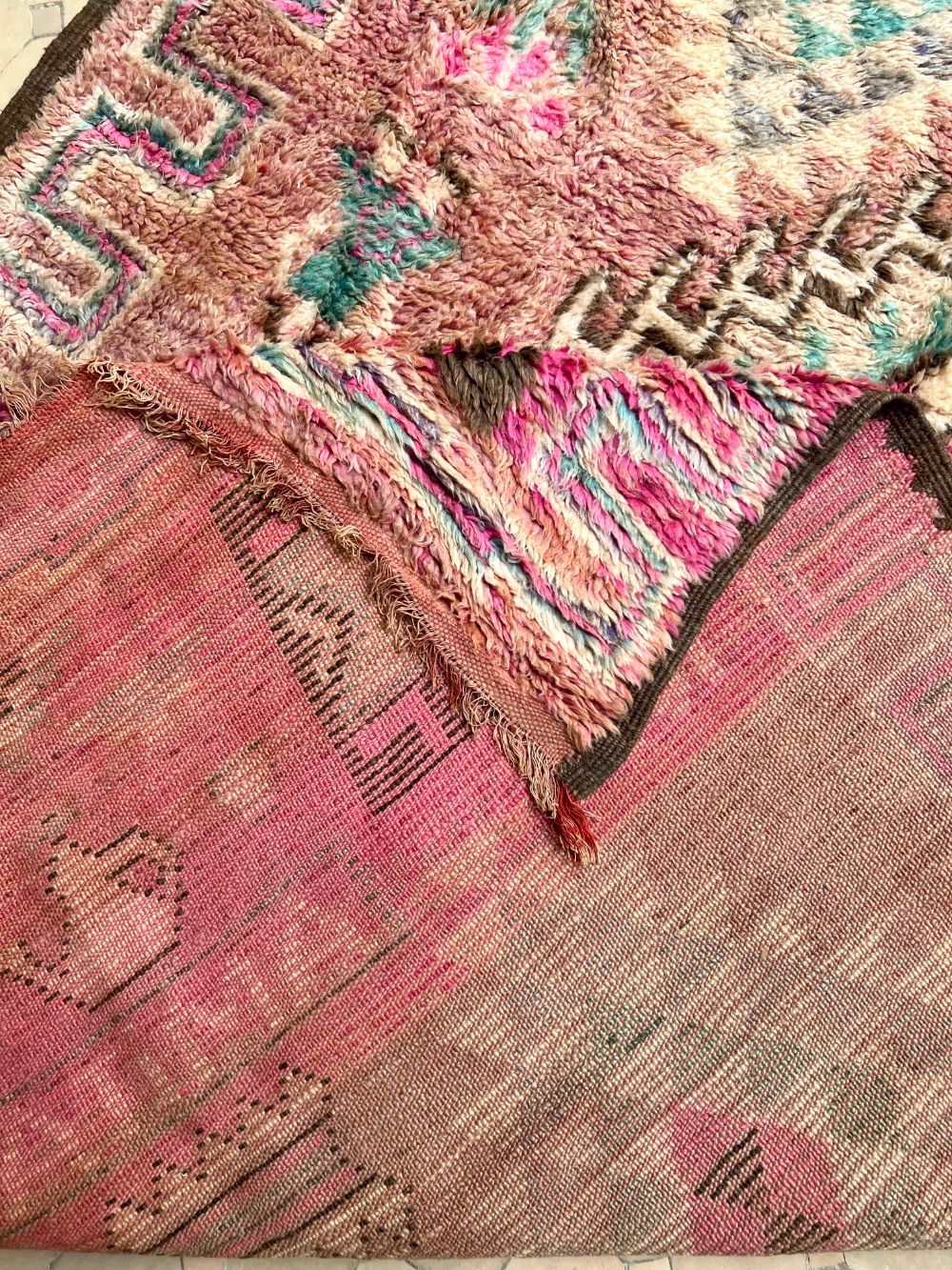 Moroccan Vintage Boujaad Rug 285x165cm