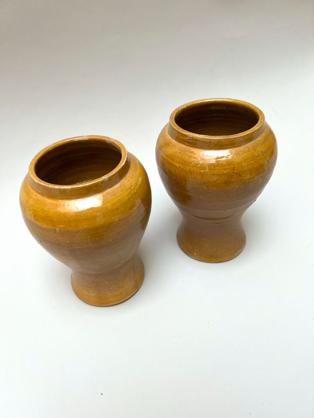 Keraaminen antiikkimaljakko