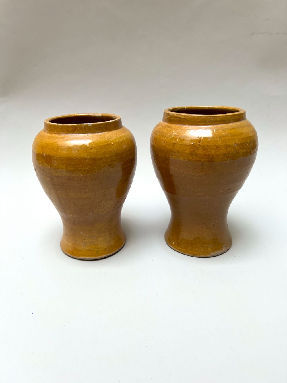 Keraaminen antiikkimaljakko