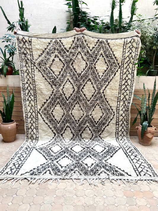 Moroccan Vintage Marmoucha Rug 275x185cm