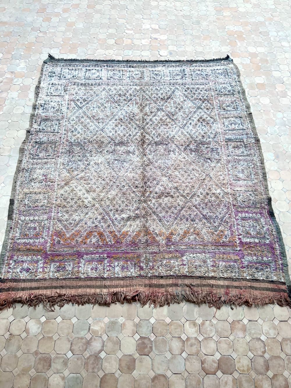 Moroccan Vintage Zayane Rug 240x200cm