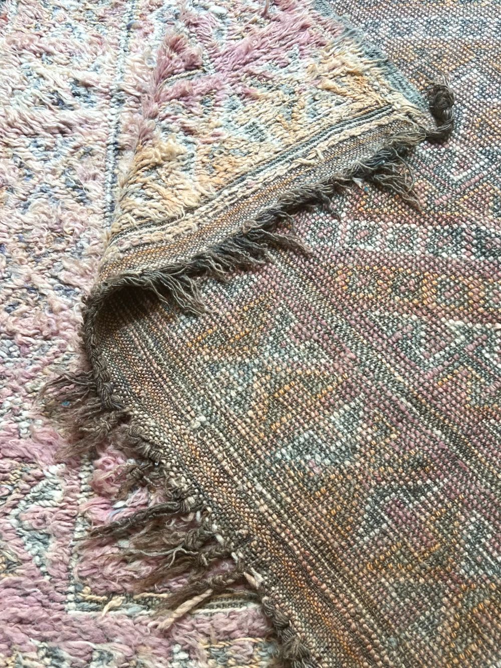 Moroccan Vintage Zayane Rug 280x180cm